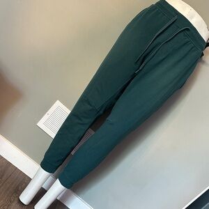 Lululemon Relaxed-Fit Training Jogger XL